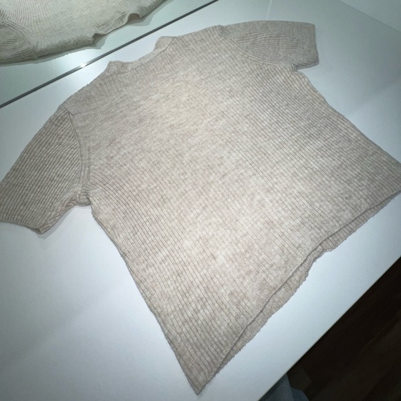 Urban Outfitters Top - Picture 3 of 3